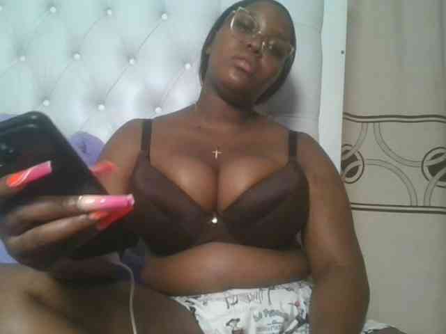 CuteTinkerbella webcam