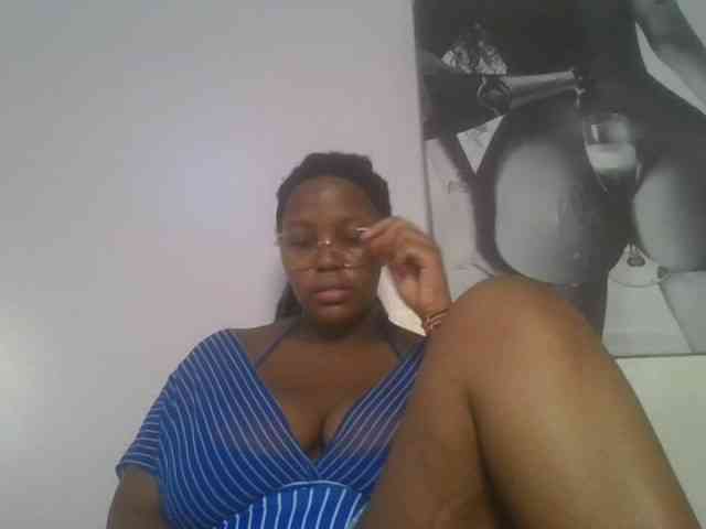 CuteTinkerbella webcam