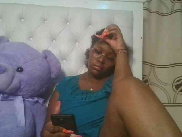 CuteTinkerbella webcam