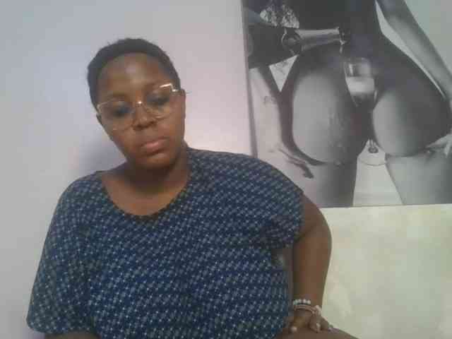 CuteTinkerbella webcam