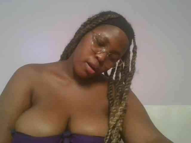 CuteTinkerbella webcam