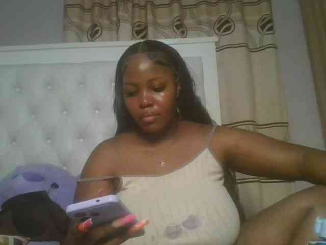 CuteTinkerbella webcam