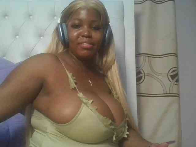 CuteTinkerbella webcam