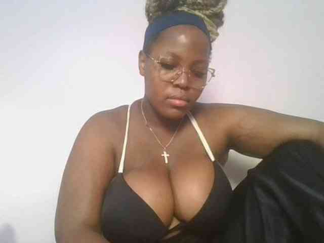 CuteTinkerbella webcam