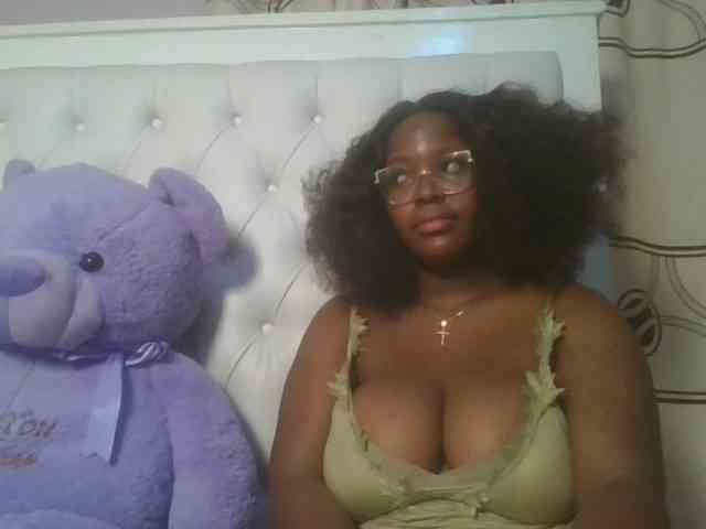 CuteTinkerbella webcam