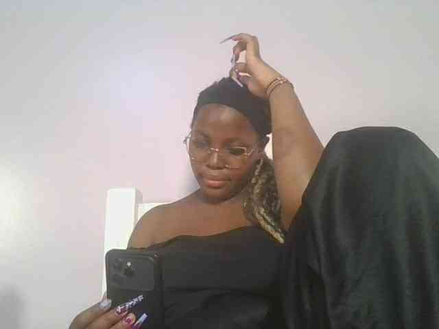 CuteTinkerbella webcam