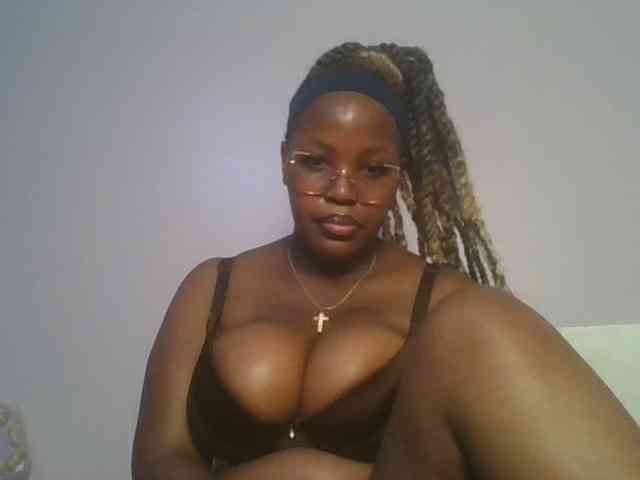 CuteTinkerbella webcam