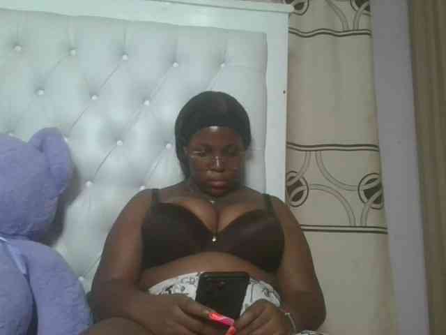 CuteTinkerbella webcam