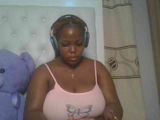 CuteTinkerbella webcam