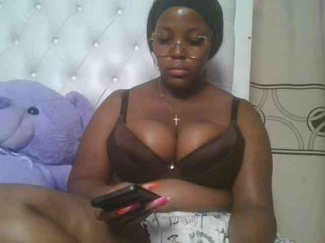 CuteTinkerbella webcam