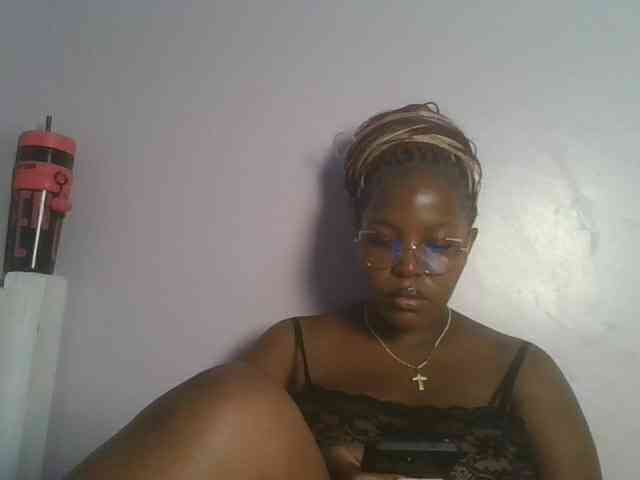 CuteTinkerbella webcam