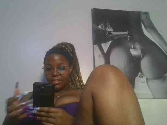 CuteTinkerbella webcam