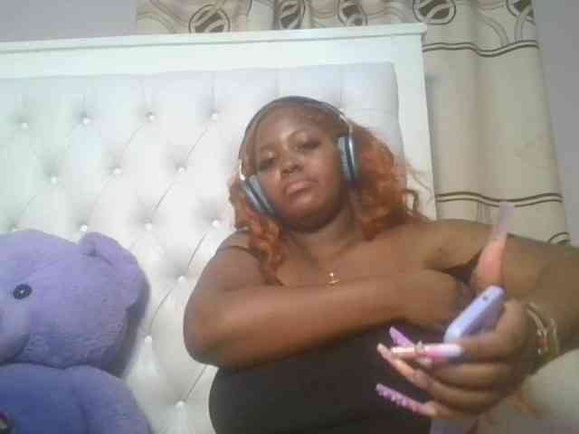 CuteTinkerbella webcam