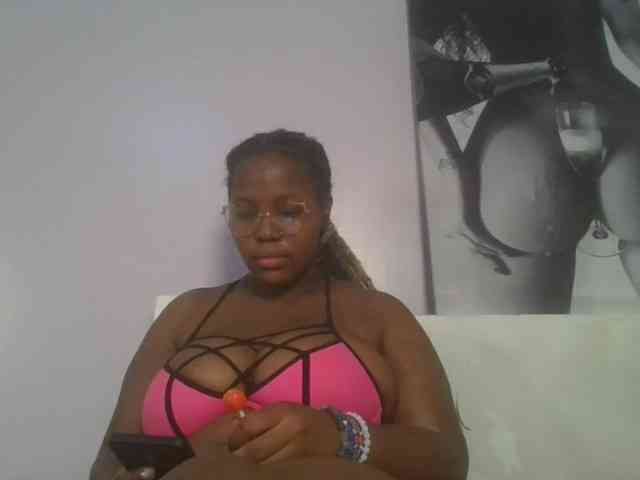 CuteTinkerbella webcam