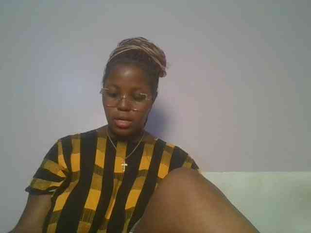 CuteTinkerbella webcam