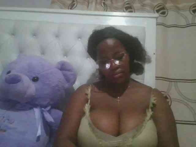 CuteTinkerbella webcam