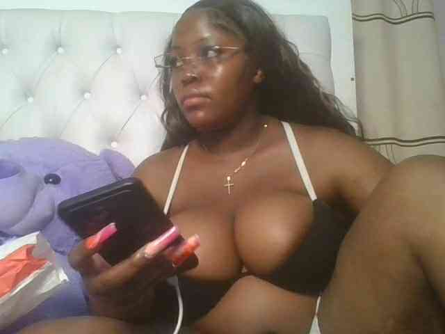 CuteTinkerbella webcam