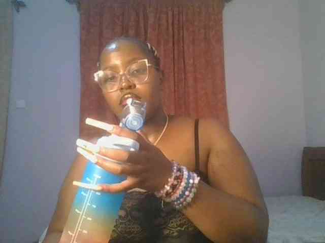 CuteTinkerbella webcam