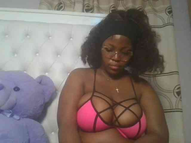 CuteTinkerbella webcam