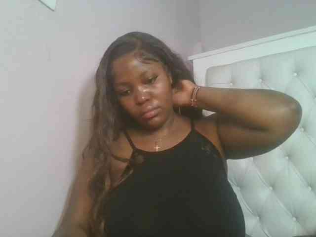 CuteTinkerbella webcam