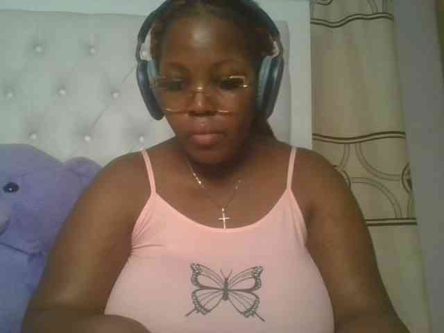 CuteTinkerbella webcam