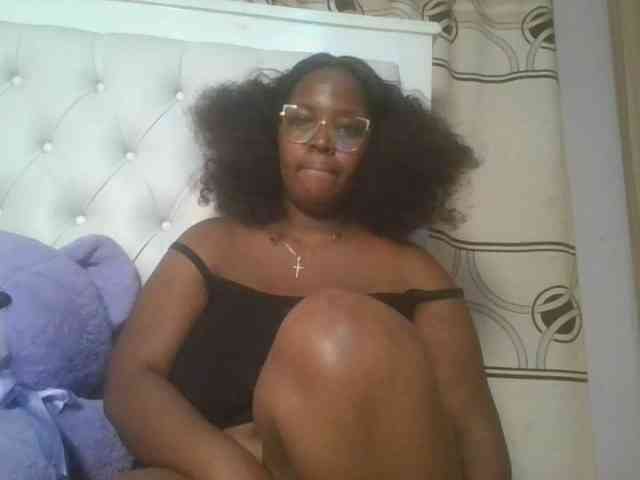 CuteTinkerbella webcam