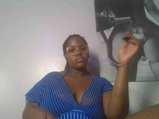 CuteTinkerbella webcam