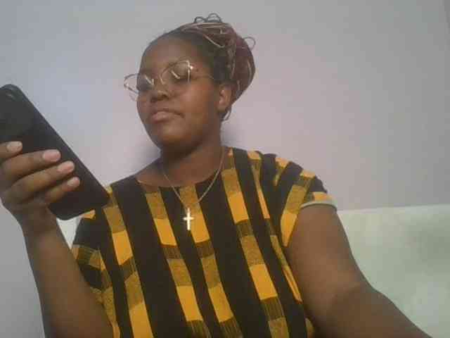 CuteTinkerbella webcam