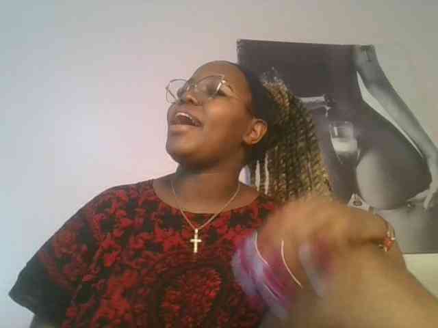 CuteTinkerbella webcam