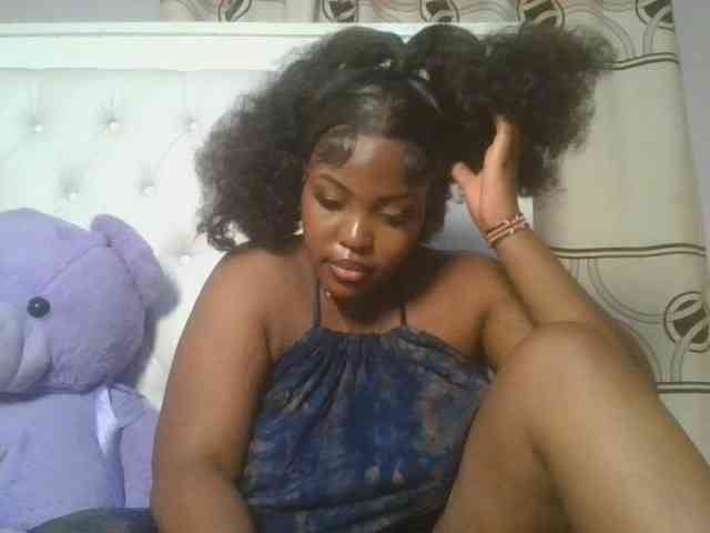 CuteTinkerbella webcam