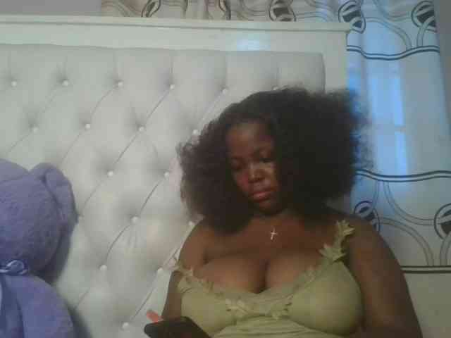 CuteTinkerbella webcam