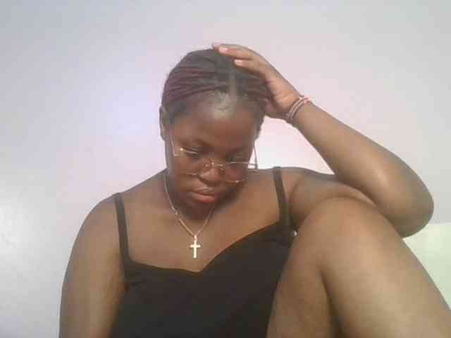 CuteTinkerbella webcam