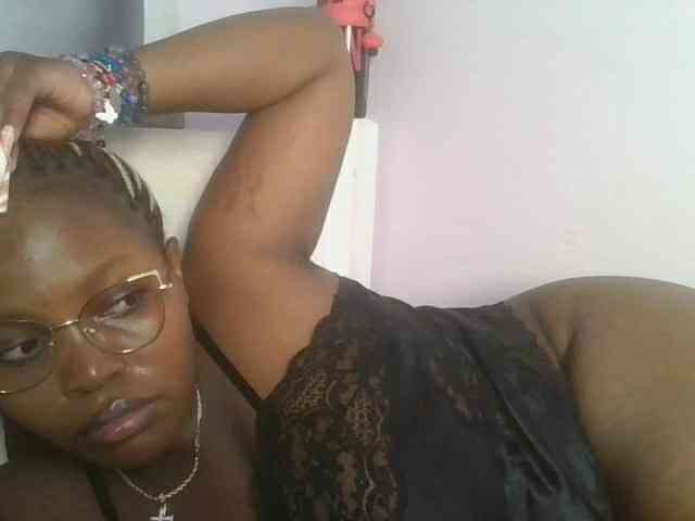 CuteTinkerbella webcam