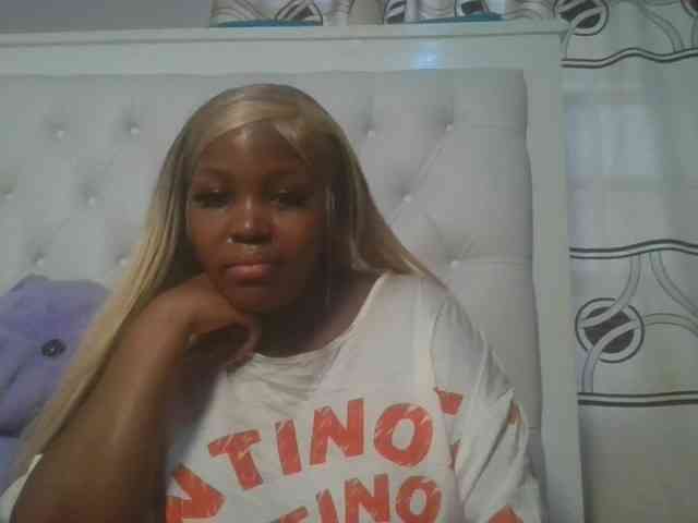 CuteTinkerbella webcam