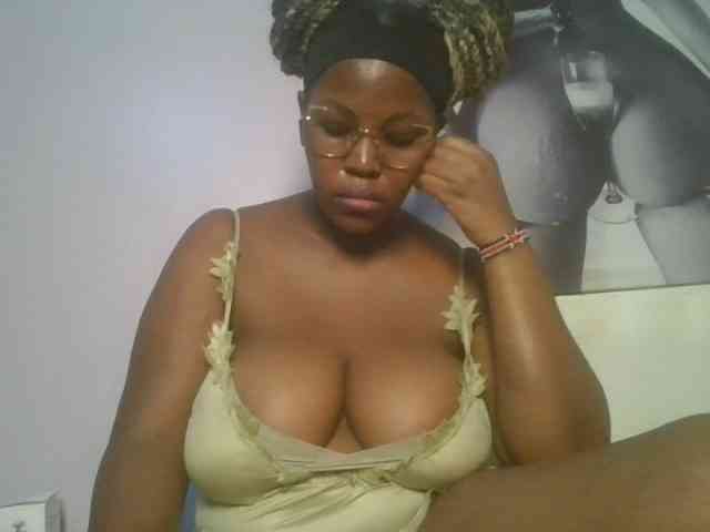 CuteTinkerbella webcam