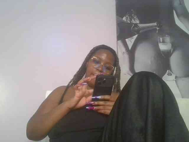 CuteTinkerbella webcam