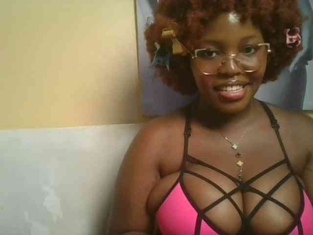 CuteTinkerbella webcam