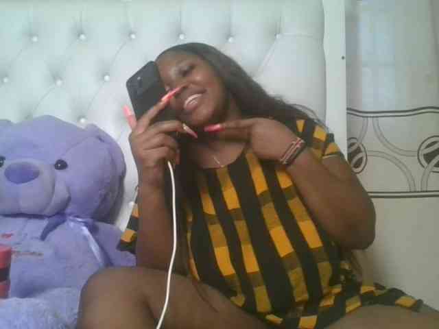 CuteTinkerbella webcam