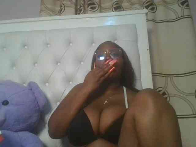 CuteTinkerbella webcam