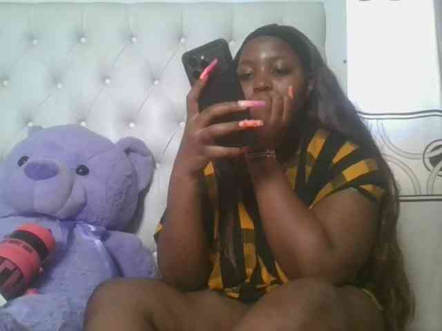 CuteTinkerbella webcam