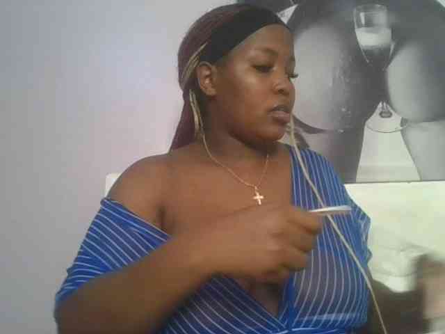 CuteTinkerbella webcam