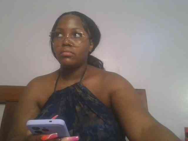 CuteTinkerbella webcam