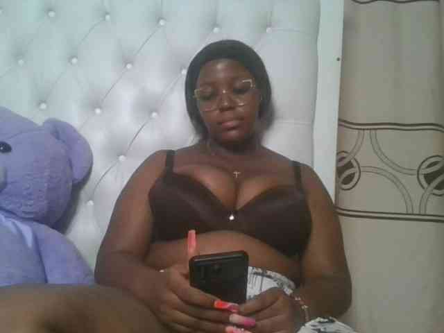 CuteTinkerbella webcam