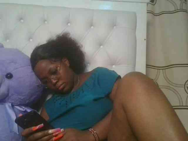 CuteTinkerbella webcam