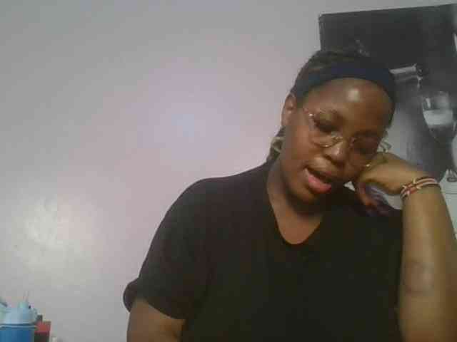 CuteTinkerbella webcam