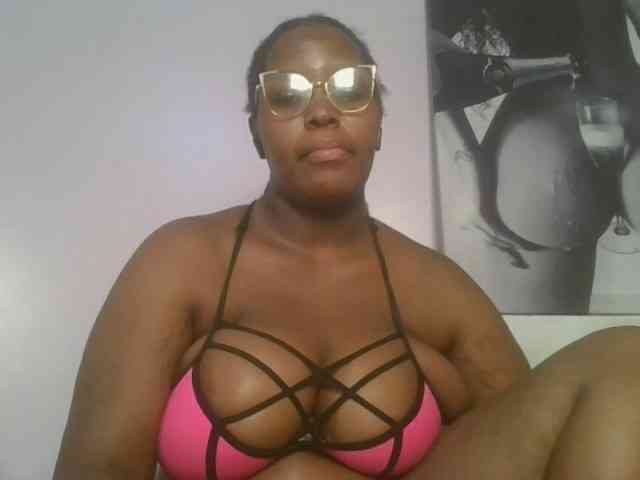 CuteTinkerbella webcam