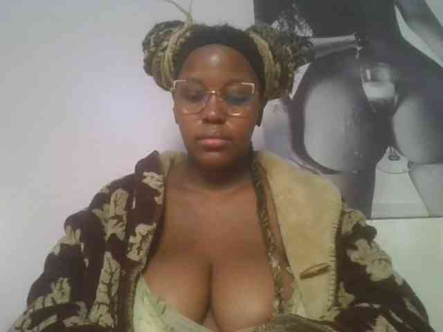 CuteTinkerbella webcam