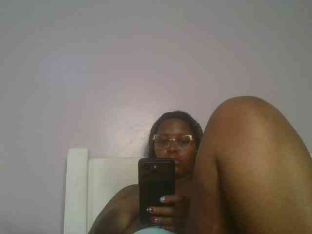 CuteTinkerbella webcam