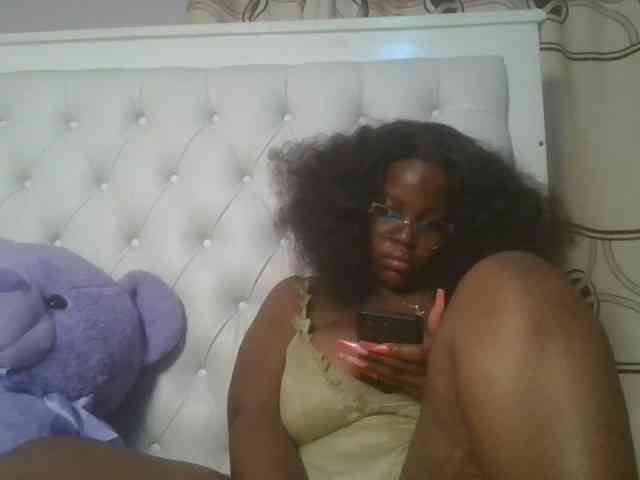 CuteTinkerbella webcam