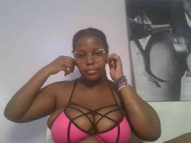 CuteTinkerbella webcam